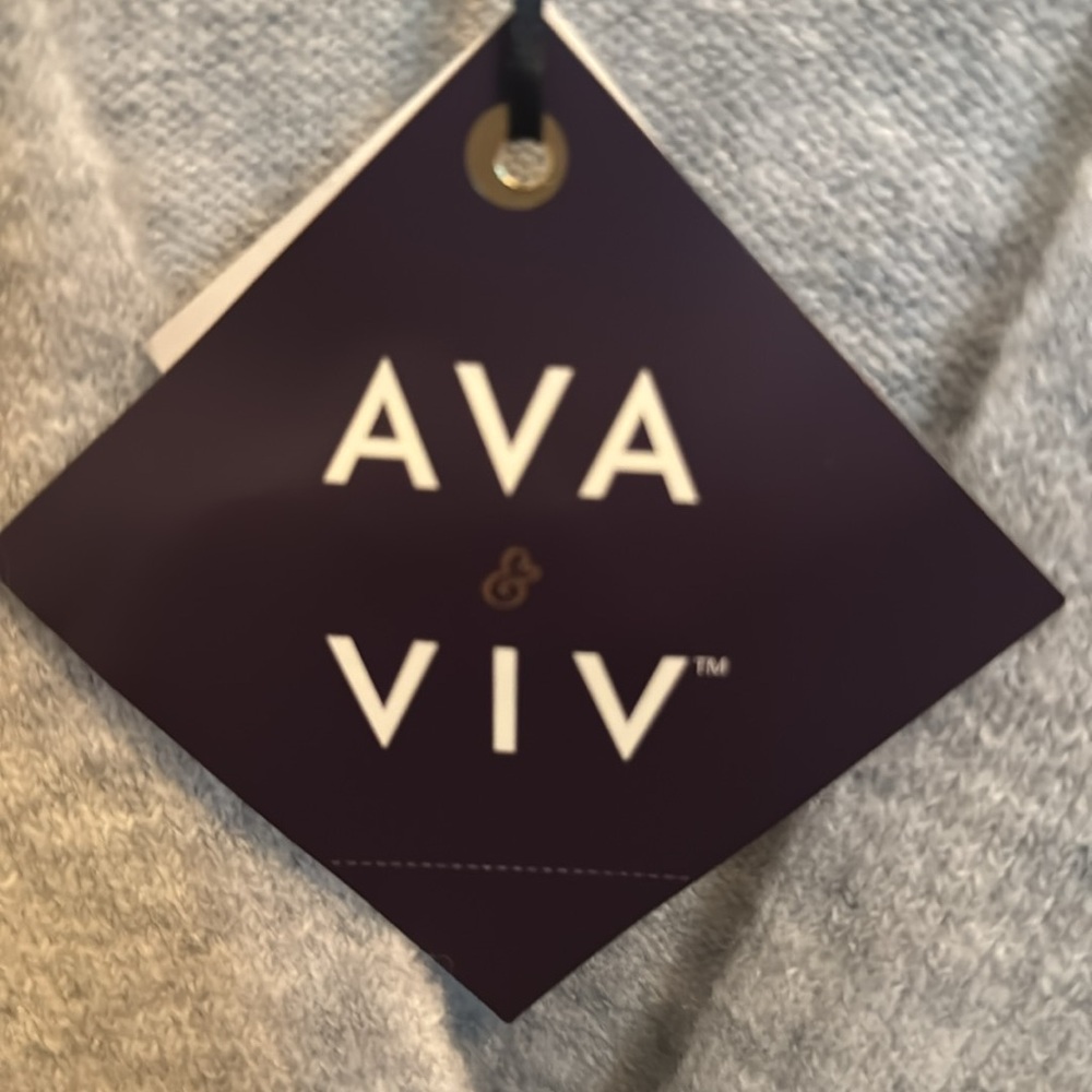 Ava & Viv Gray Cardigan with Pearl Embellishments - Picture 3 of 8